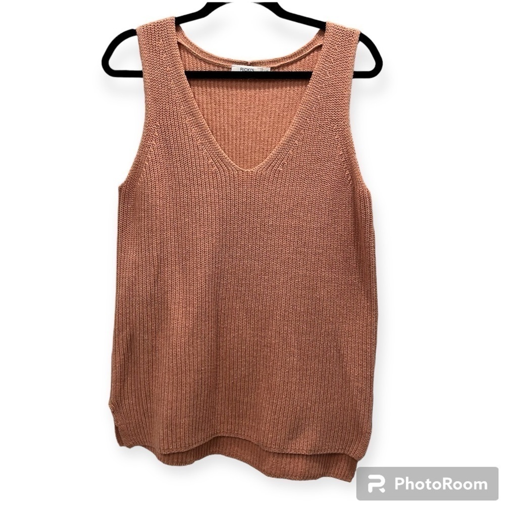Light peach knit tank top size large